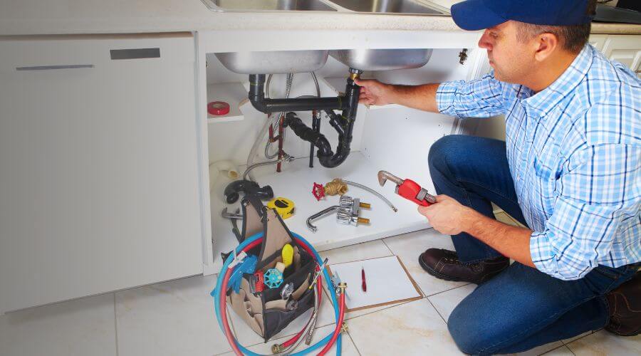 Local annual plumbing maintenance in Fredonia, TX